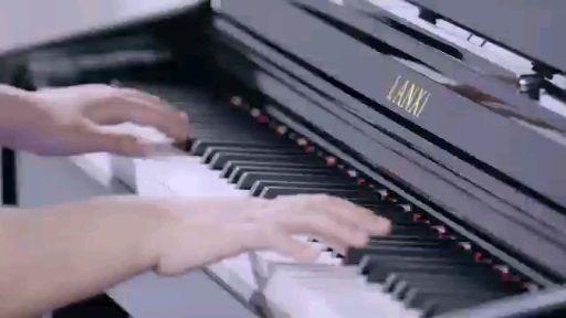 初學鋼琴買電鋼琴練習可以嗎