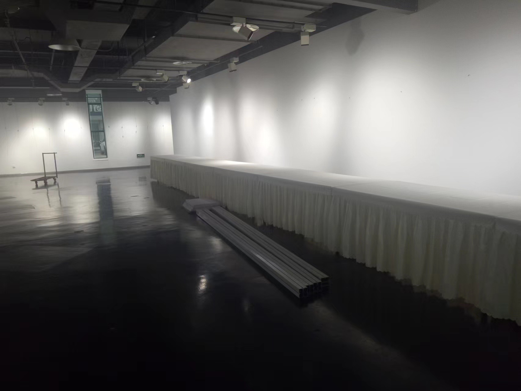 德陽市大型活動(dòng)展板租賃搭建與專業(yè)平面設(shè)計(jì)一體化服務(wù)